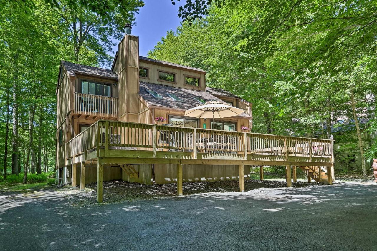 Bear Den Rustic Pocono Lake Home With Game Room! Zewnętrze zdjęcie