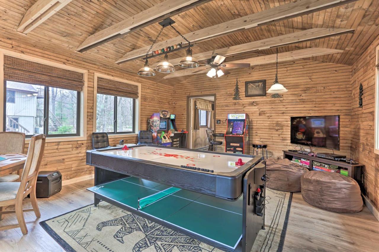 Bear Den Rustic Pocono Lake Home With Game Room! Zewnętrze zdjęcie