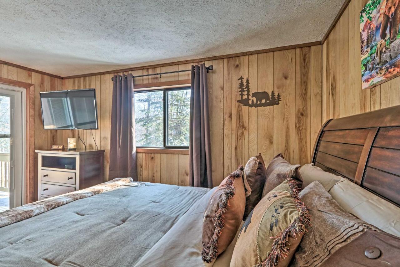 Bear Den Rustic Pocono Lake Home With Game Room! Zewnętrze zdjęcie
